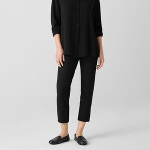 Eileen Fisher | Washable Stretch Crepe Pant in black | slim fit | ankle length